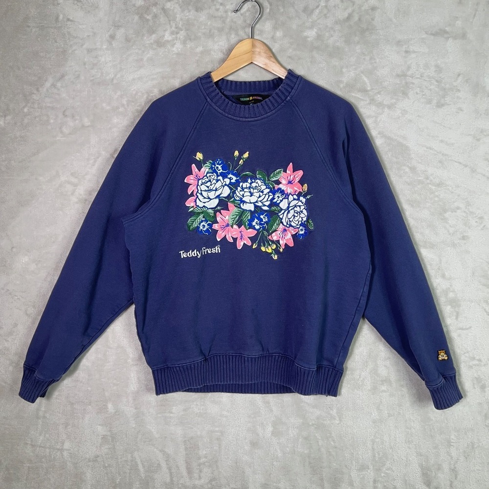 Teddy Fresh Navy Blue Floral Embroidered Crew Neck Cotton Sweatshirt‎ Medium